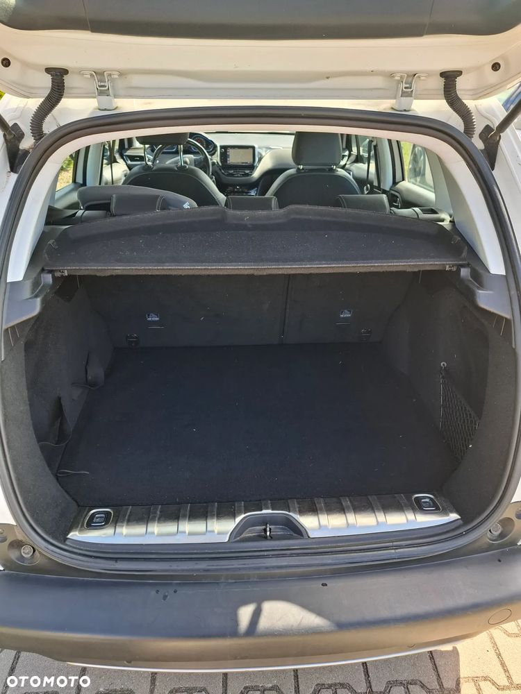 Peugeot 2008 BlueHDi 100 STOP & START Active - 10
