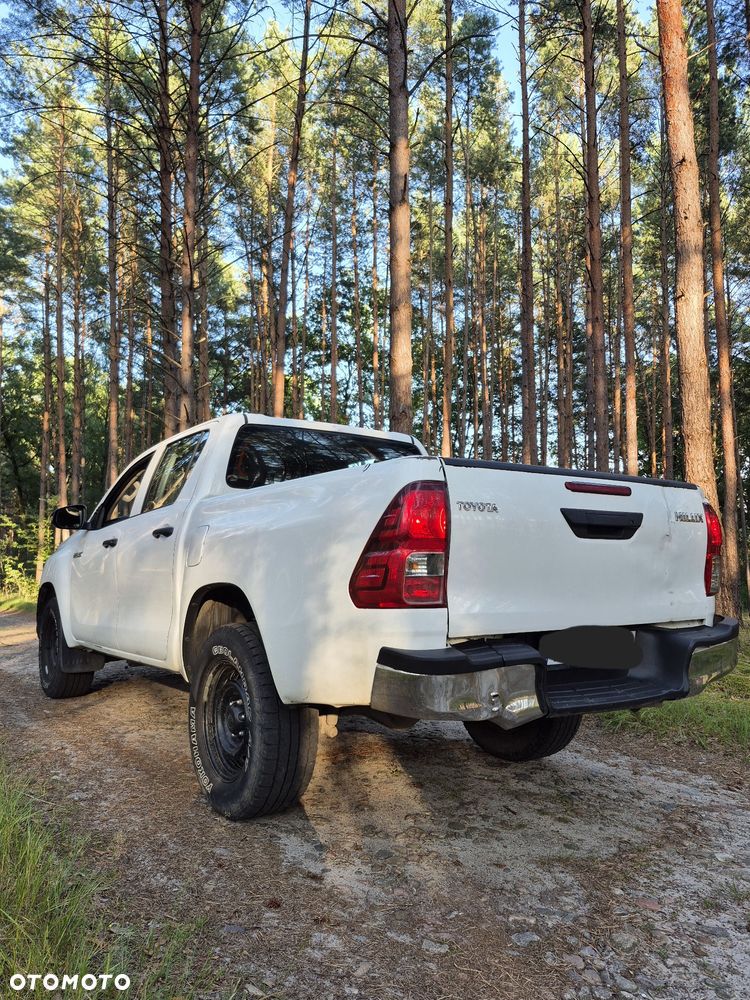 Toyota Hilux - 6