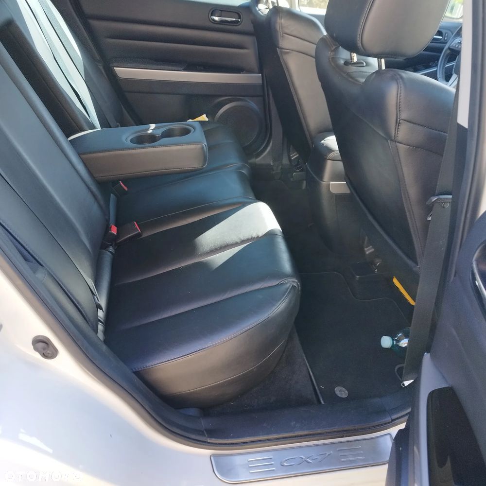 Mazda CX-7 2.2 CD Exclusive + - 17
