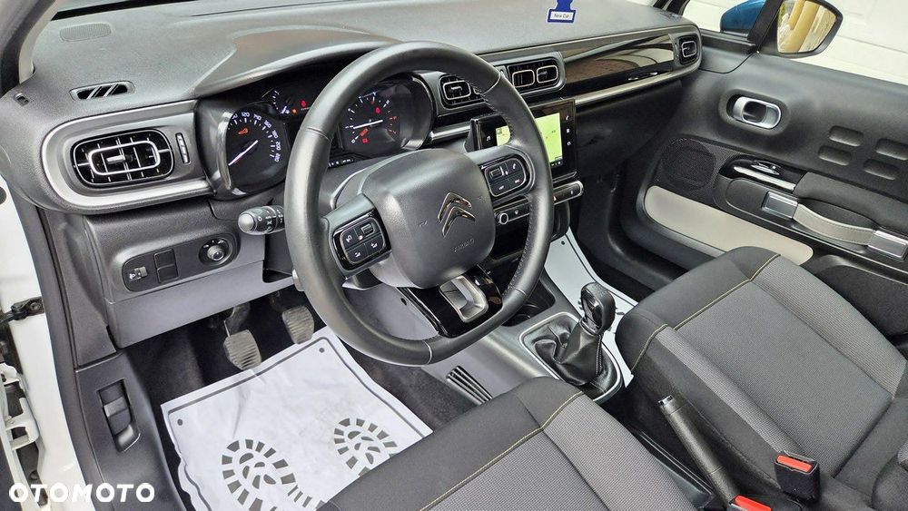 Citroën C3 1.2 PureTech Shine - 16