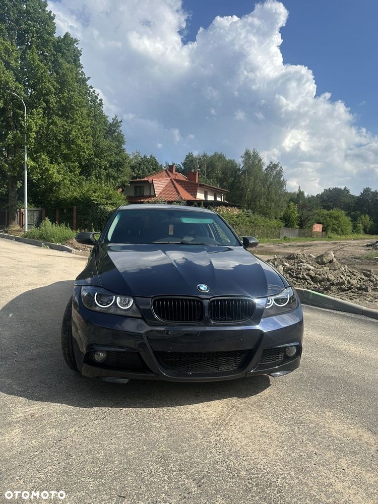BMW Seria 3 330i - 3