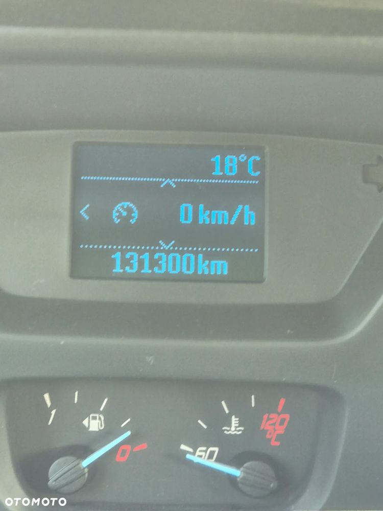 Ford Transit - 19
