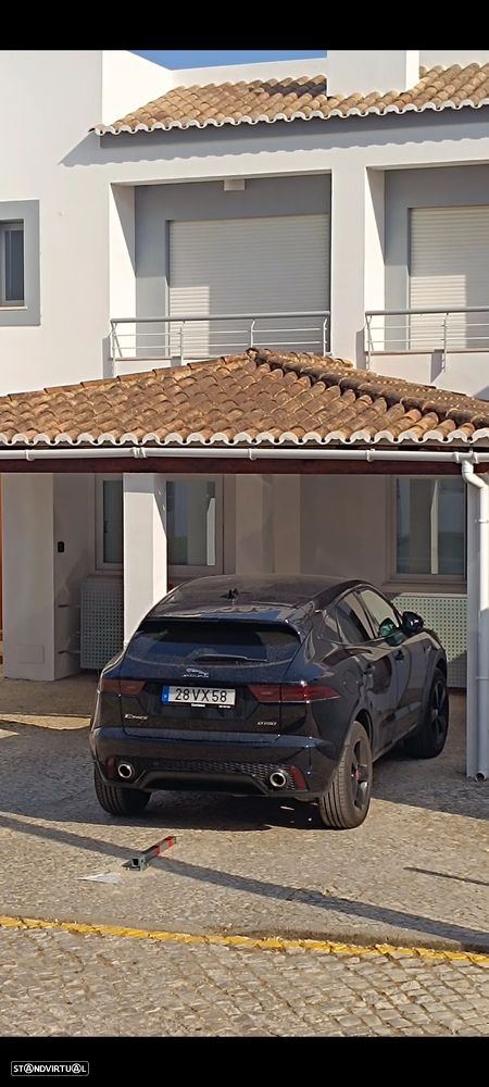 Jaguar E-Pace 2.0 i4D R-Dynamic SE - 13