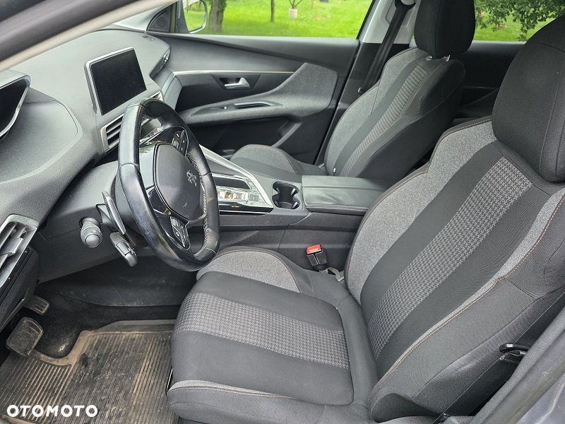 Peugeot 3008 1.6 BlueHDi Active S&S EAT6 - 11