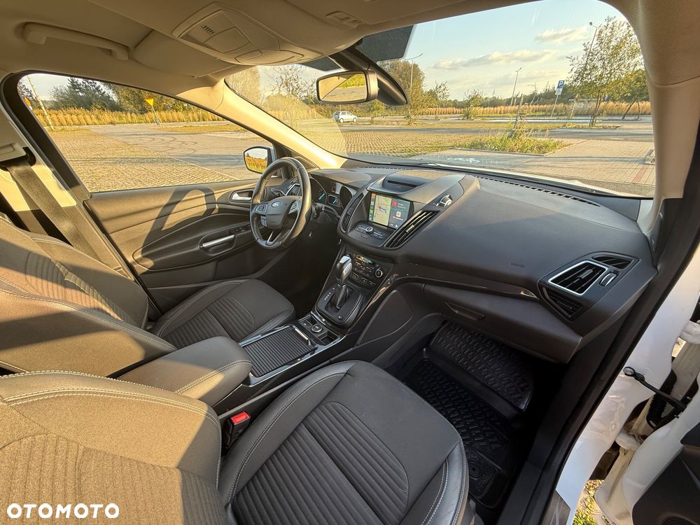 Ford Kuga 1.5 EcoBoost 4WD Titanium - 10