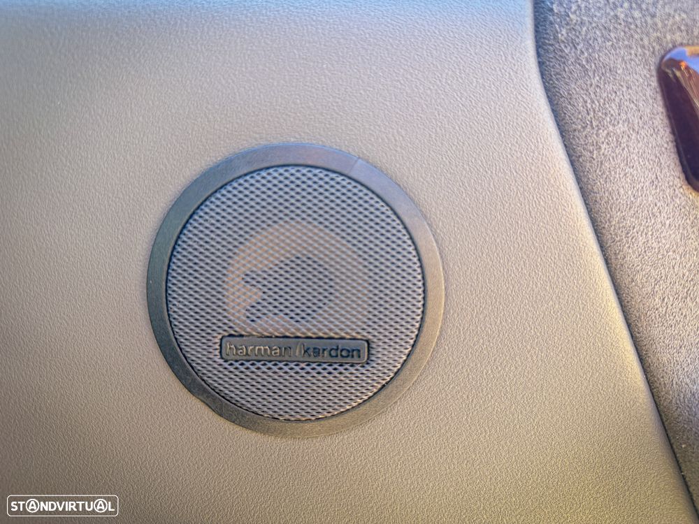 Land Rover Discovery - 25