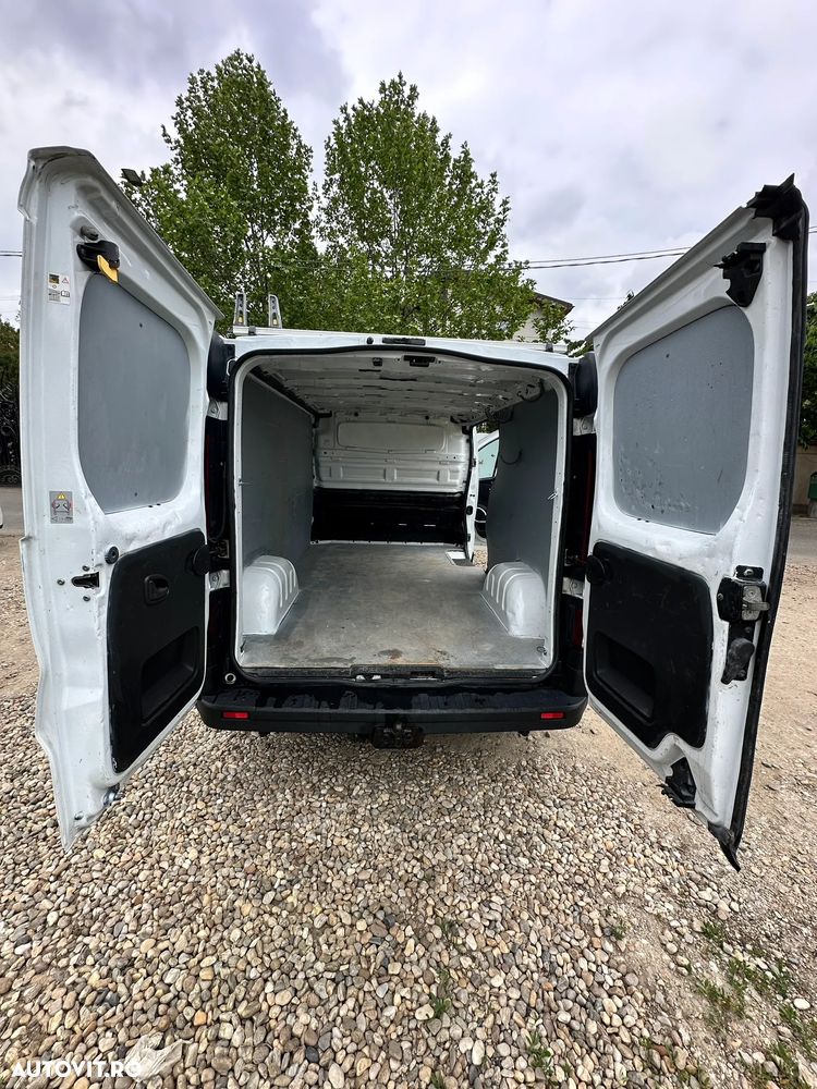 Opel VIVARO - 12