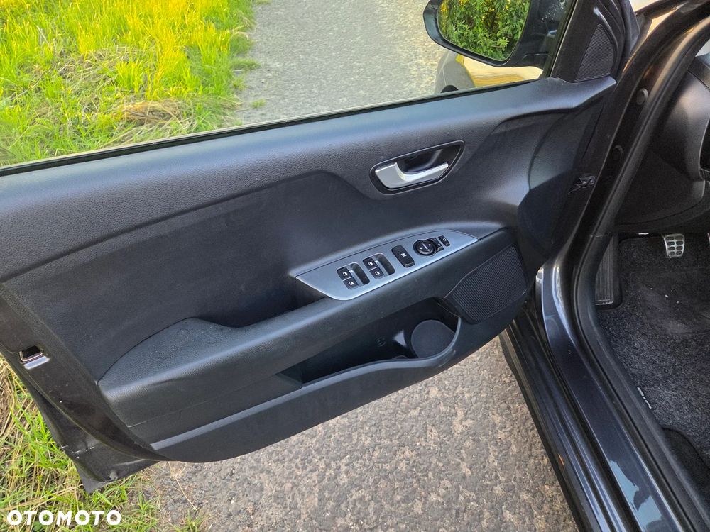 Kia Rio 1.0 T-GDI 100 GT Line - 24