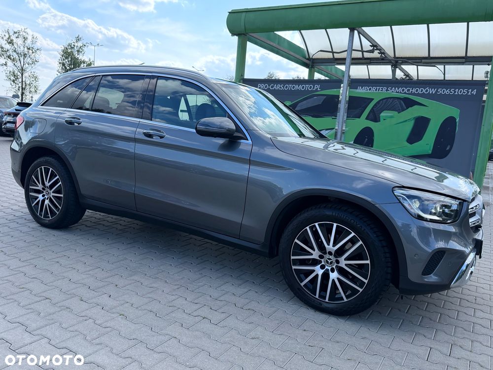 Mercedes-Benz GLC - 41