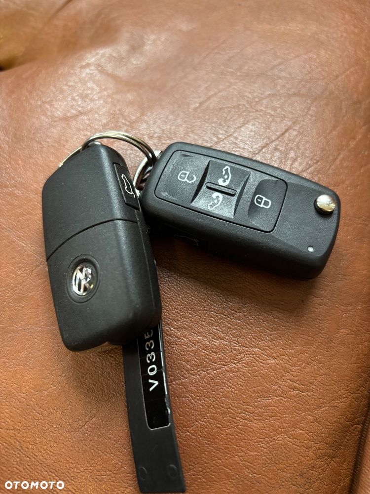 Volkswagen Sharan 2.0 TDI Highline DSG - 40