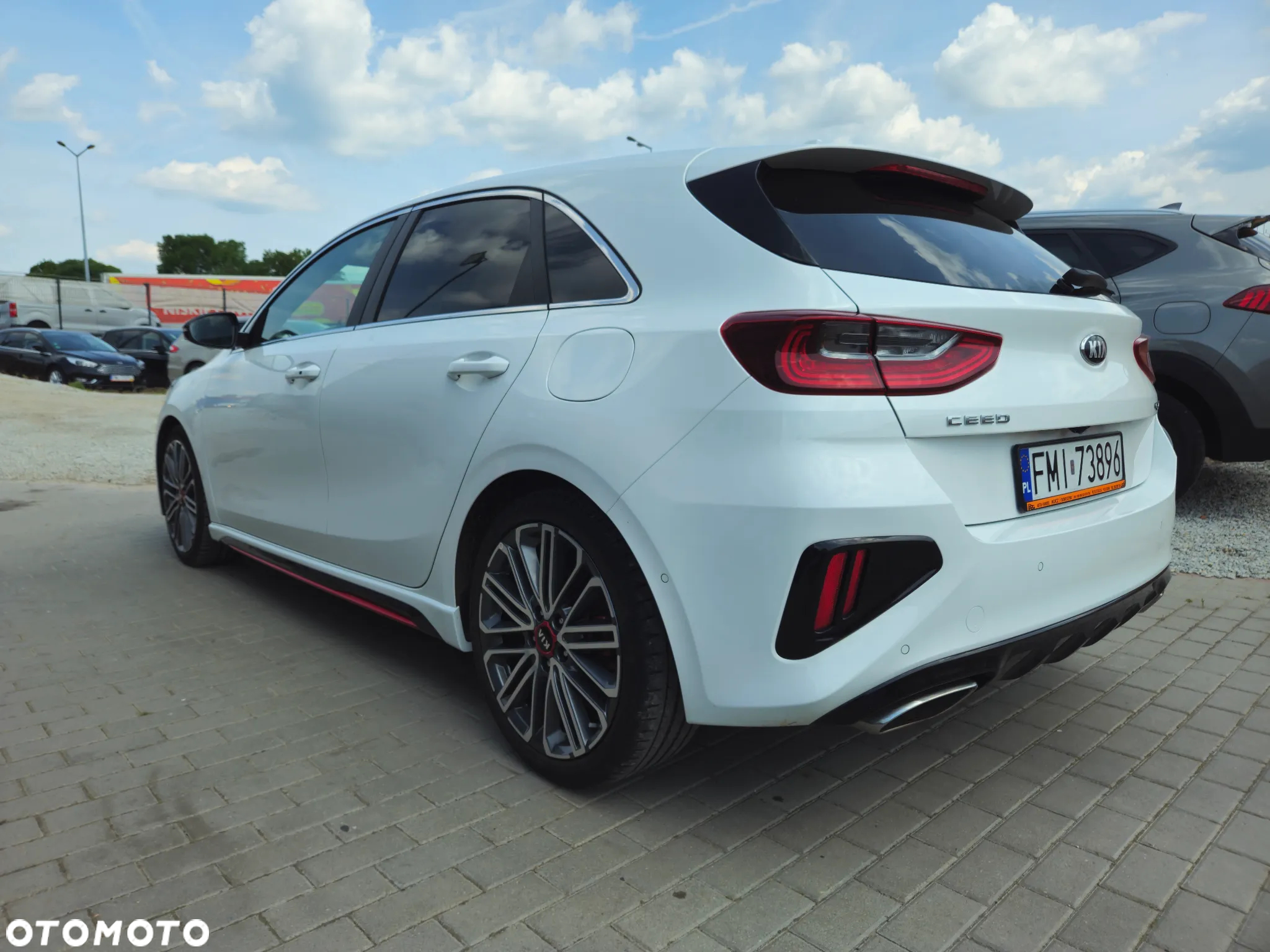 Kia Ceed 1.6 T-GDI GT - 7