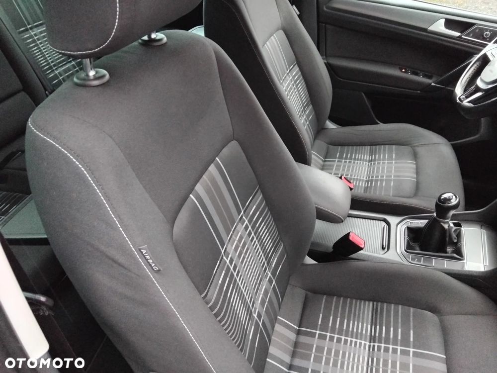 Volkswagen Golf Sportsvan 1.6 TDI BlueMotion Technology Lounge - 14