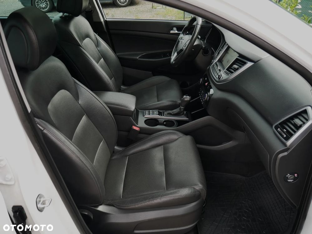 Hyundai Tucson 2.0 CRDI Style 4WD - 21