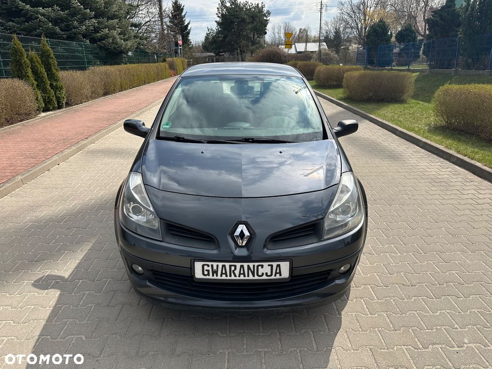 Renault Clio 1.6 16V Privilege - 3
