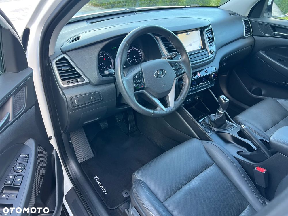 Hyundai Tucson blue 1.6 GDi 2WD Passion - 23