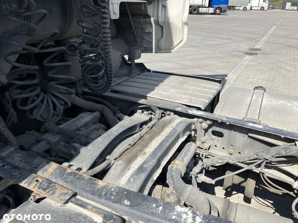 MAN TGX 18.470 4x2 LL SA GX Retarder - 11