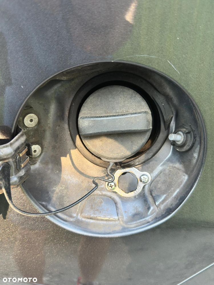 Toyota Yaris 1.0 Premium - 11