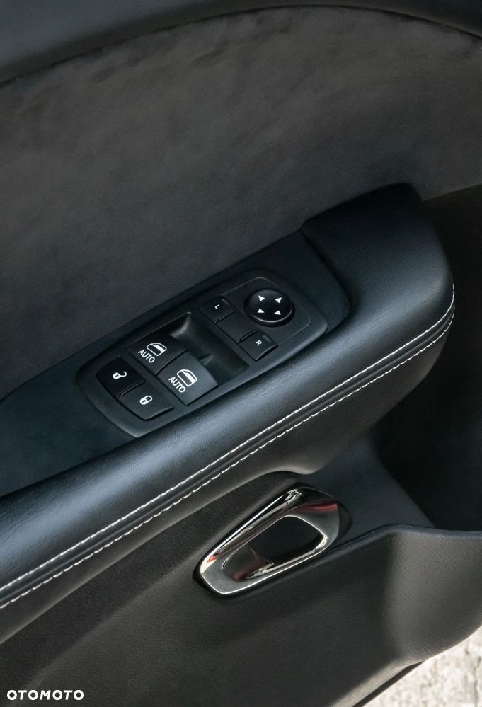 Dodge Challenger 6.2 Redeye Widebody - 13