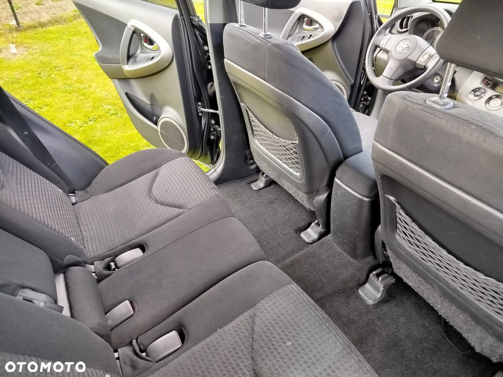 Toyota RAV4 2.0 VVT-i Luna - 10