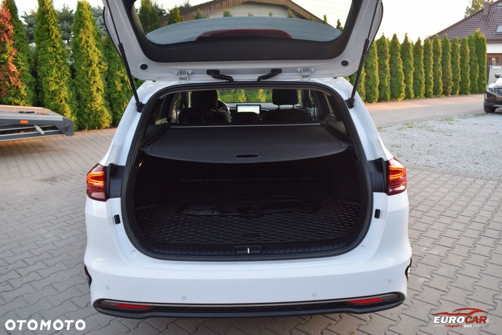 Kia Ceed 1.4 T-GDI L Business Line - 30