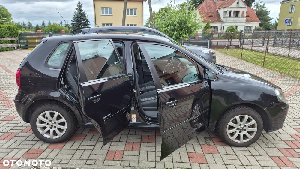 Volkswagen Polo 1.4 16V Comfortline - 12
