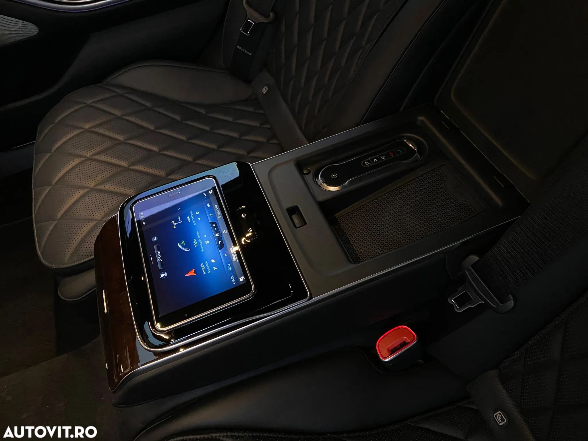 Mercedes-Benz S 400 d 4Matic L 9G-TRONIC - 27