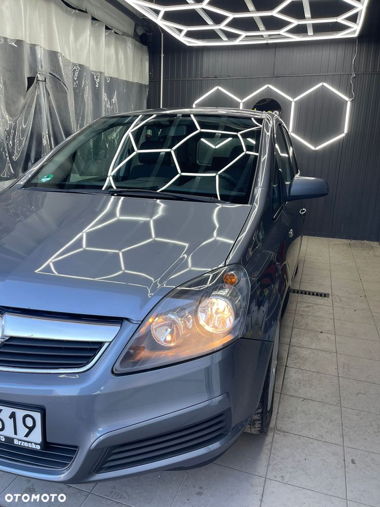 Opel Zafira 1.8 Elegance - 10