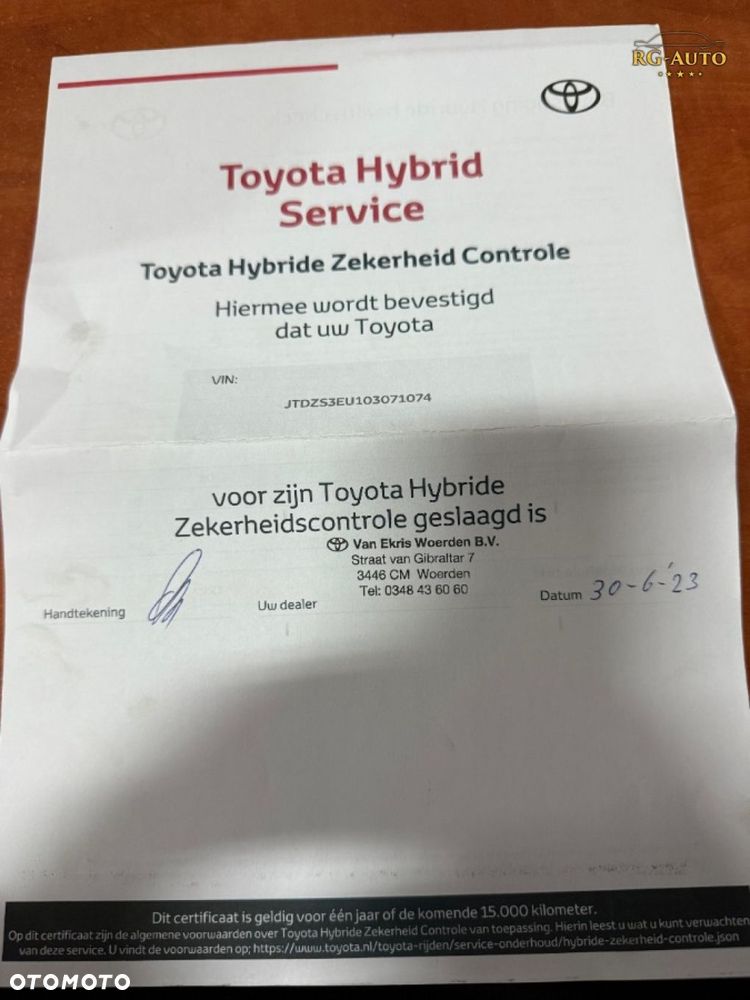 Toyota Prius+ - 25