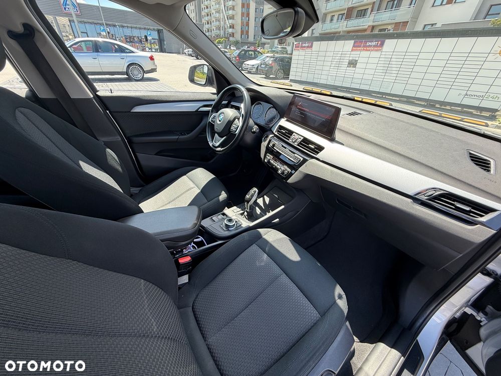 BMW X1 sDrive18d Business Edition - 8