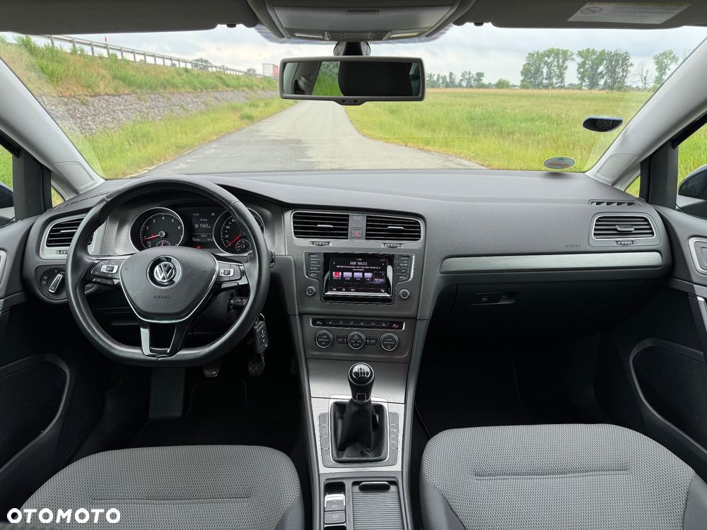 Volkswagen Golf 1.2 TSI BMT Comfortline - 30