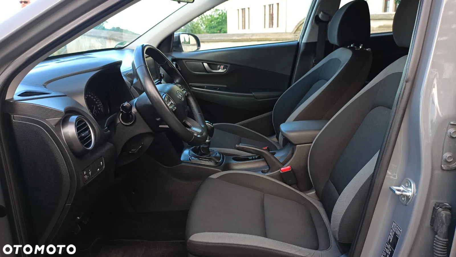 Hyundai Kona - 8