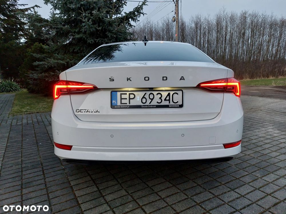 Skoda Octavia - 25