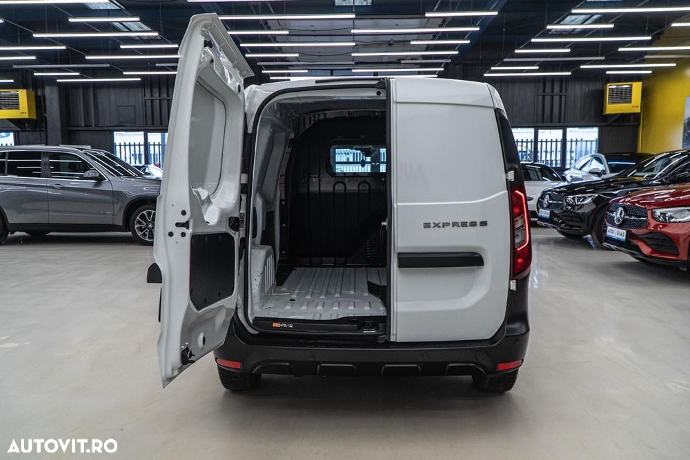 Renault Express - 10