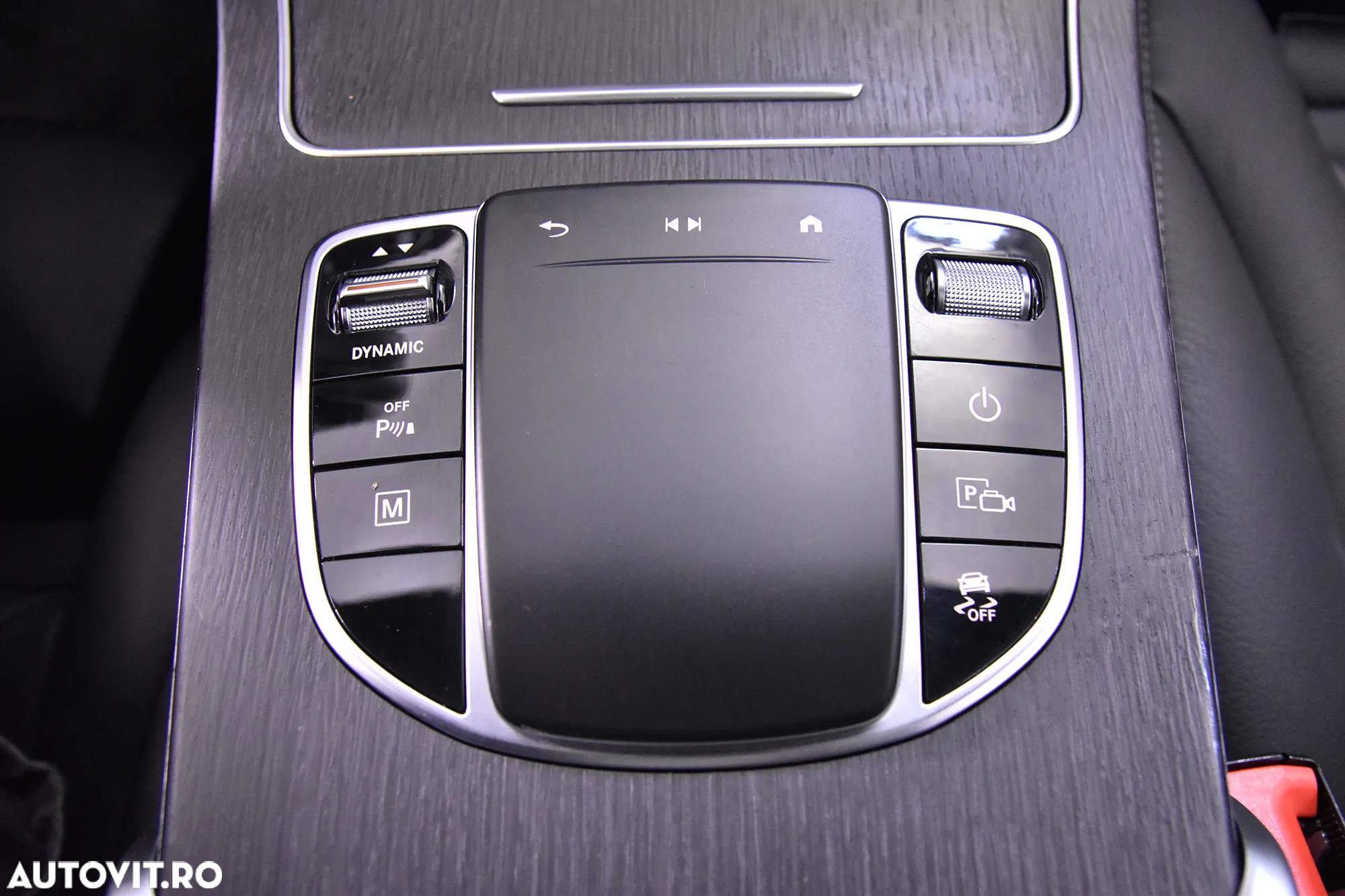 Mercedes-Benz GLC 300 e 4MATIC - 18