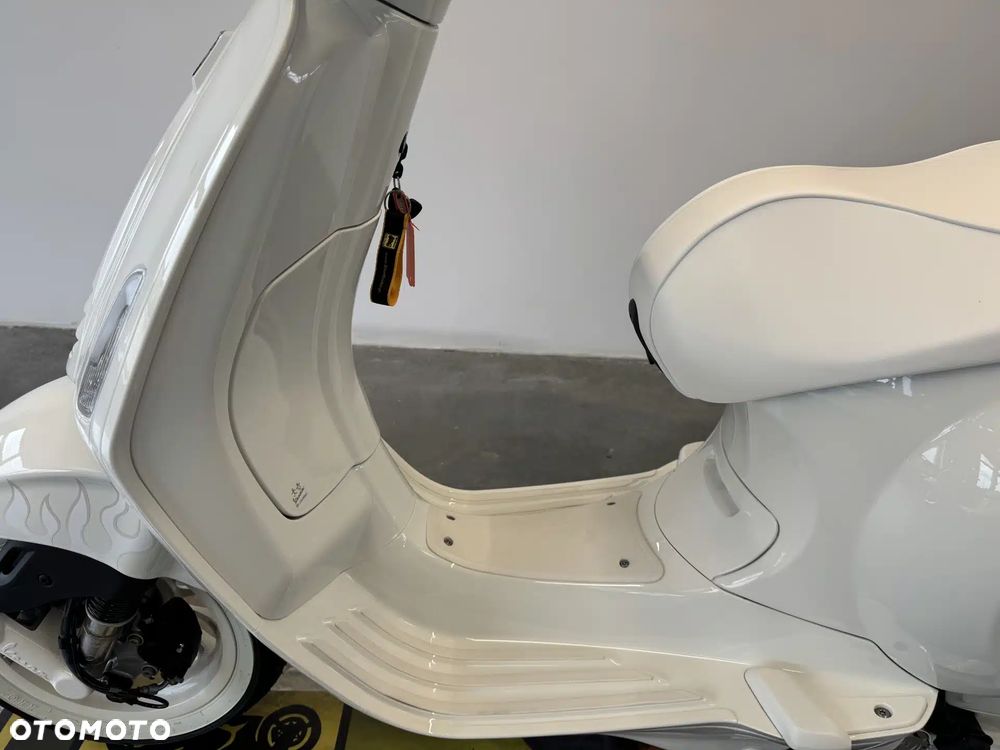 Piaggio Vespa - 23