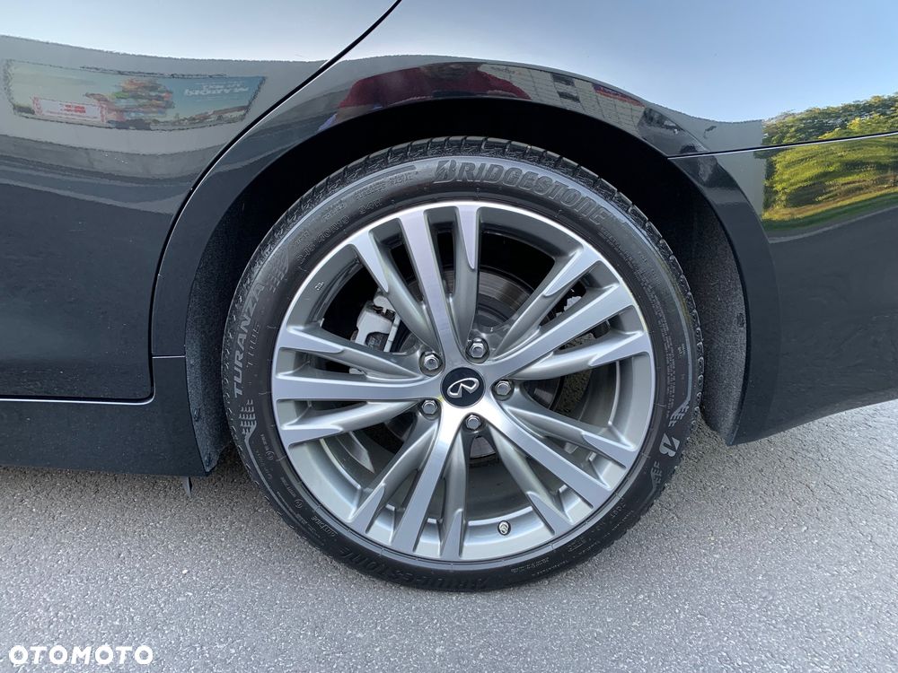 Infiniti Q50 2.0t Sport Sound Studio by Bose - 10