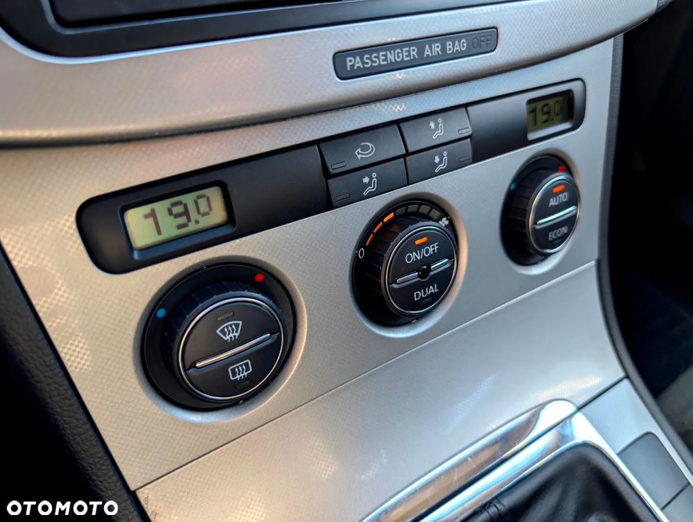 Volkswagen Passat 1.9 TDI Comfortline - 17