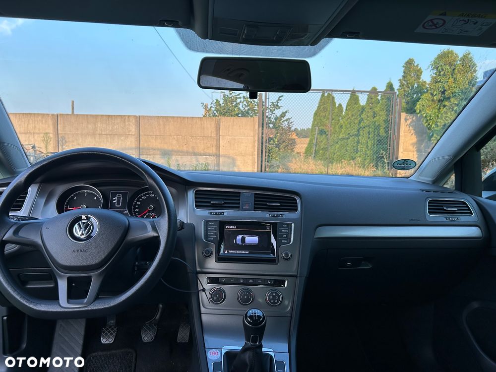 Volkswagen Golf 1.6 TDI BlueMotion Trendline - 11