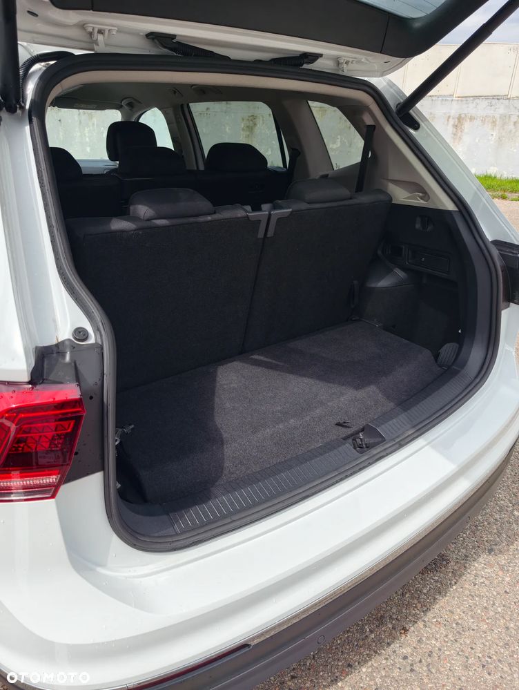 Volkswagen Tiguan 2.0 TDI SCR 4Motion (BlueMotion Techn.) DSG Highline - 17