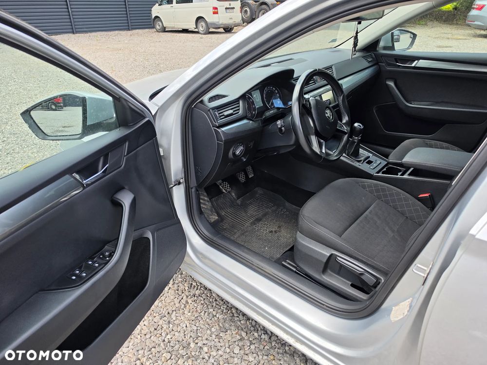 Skoda Superb 1.4 TSI ACT Active - 7
