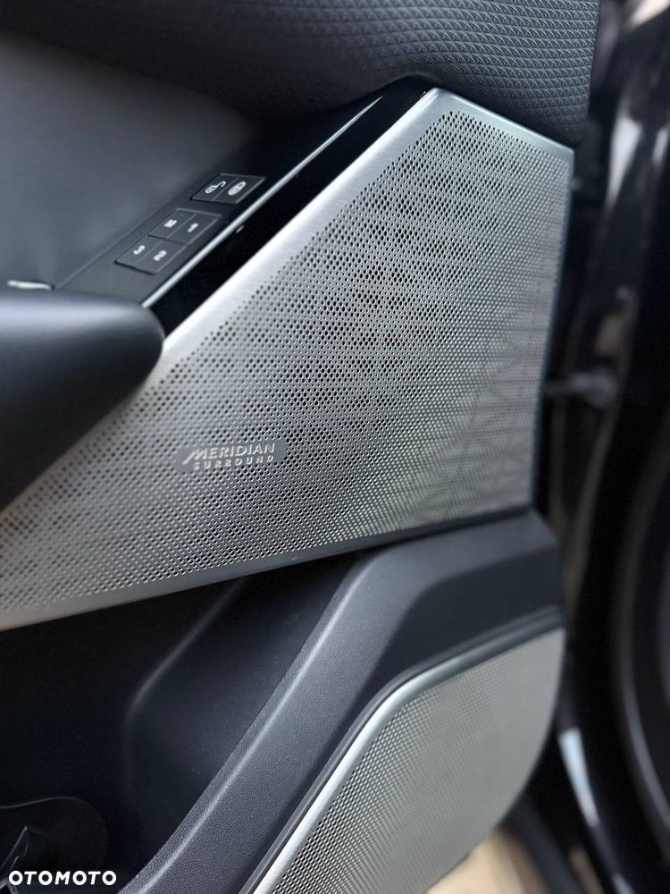 Land Rover Range Rover Velar P250 R-Dynamic SE - 16