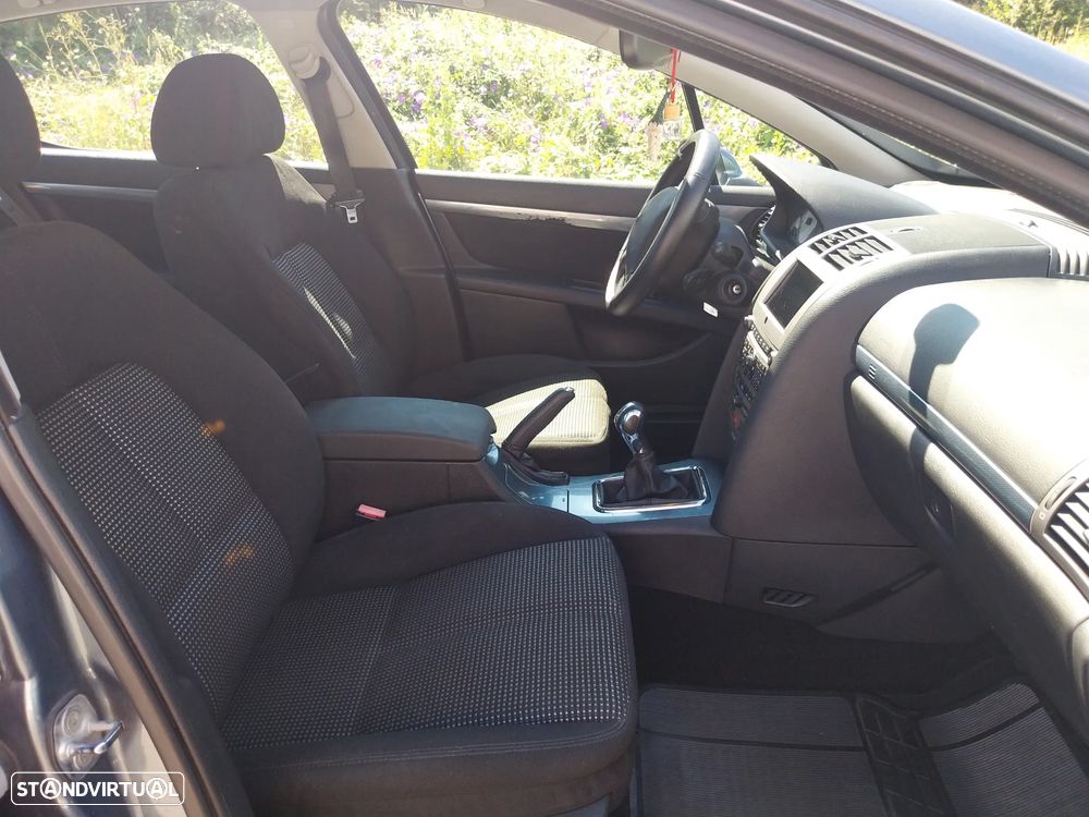 Peugeot 407 1.6 HDi Navteq — fotografia 9