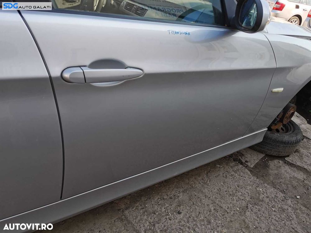 Usa Usi Portiera Portiere Dreapta Fata BMW Seria 3 E90 E91 2004 - 2011 Culoare 354/7 Titansilber Metallic [0562] - 2