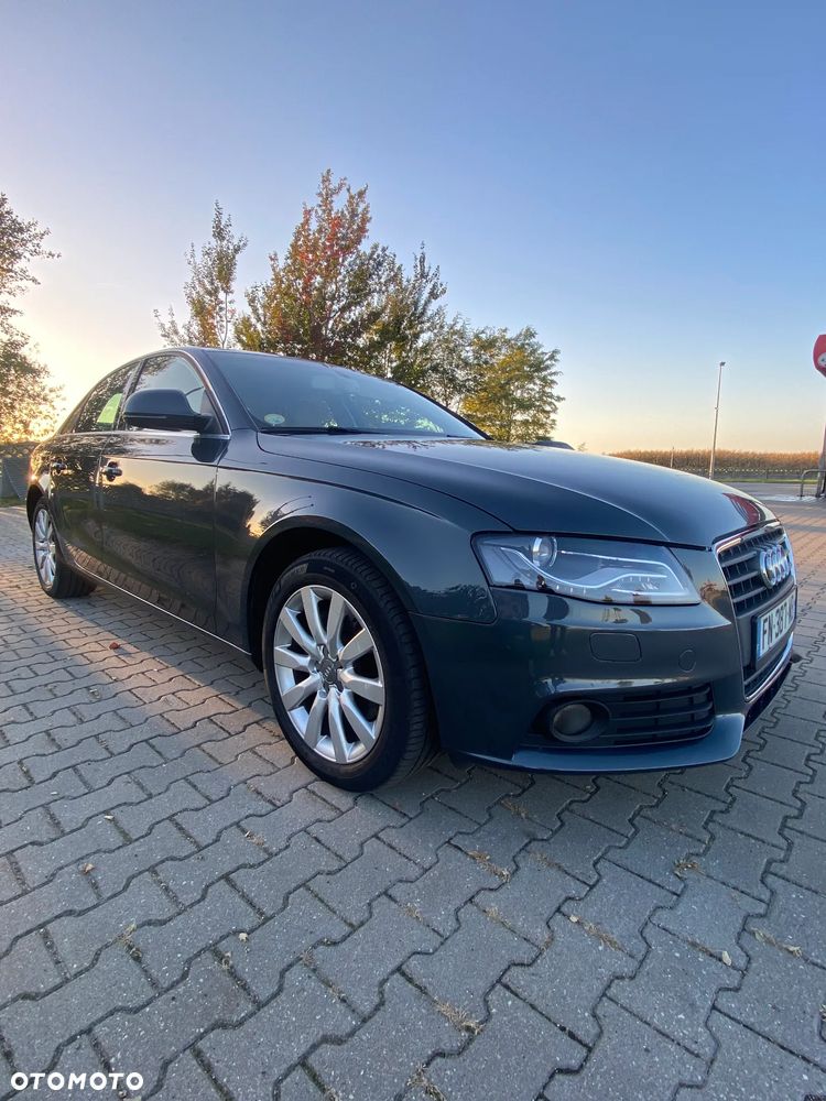 Audi A4 Limousine - 6