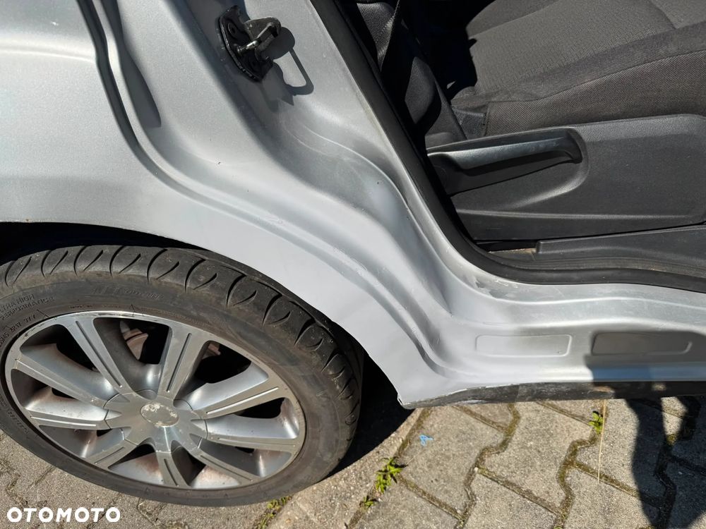 Ford S-Max - 19