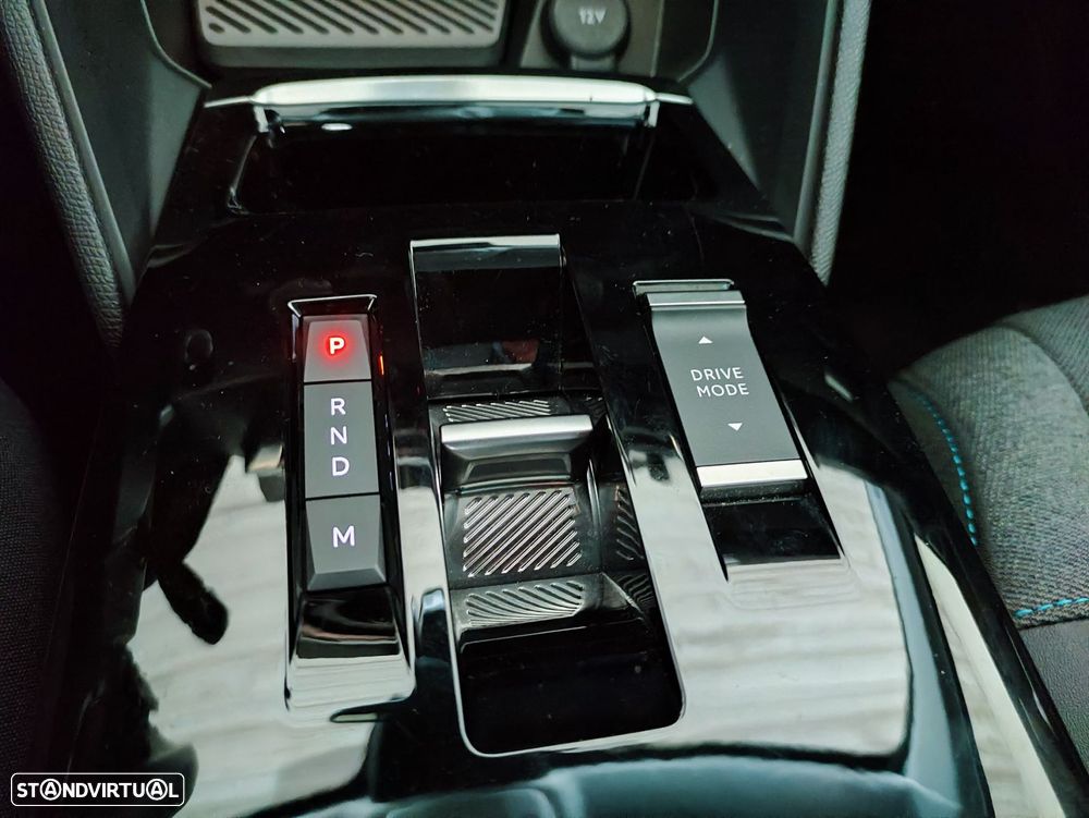 Citroën C4 X 1.5 BlueHDi Max EAT8 - 23