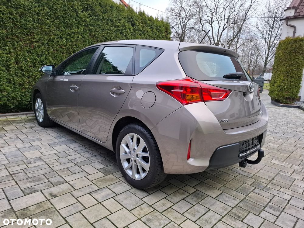 Toyota Auris 1.33 VVT-i - 8