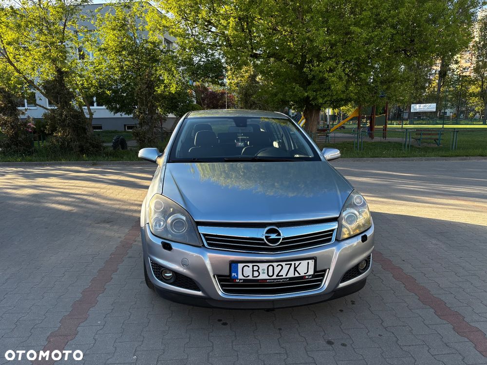 Opel Astra 1.4 - 8