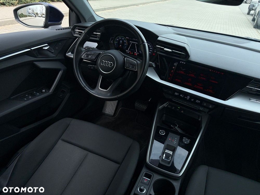 Audi A3 Sportback - 16