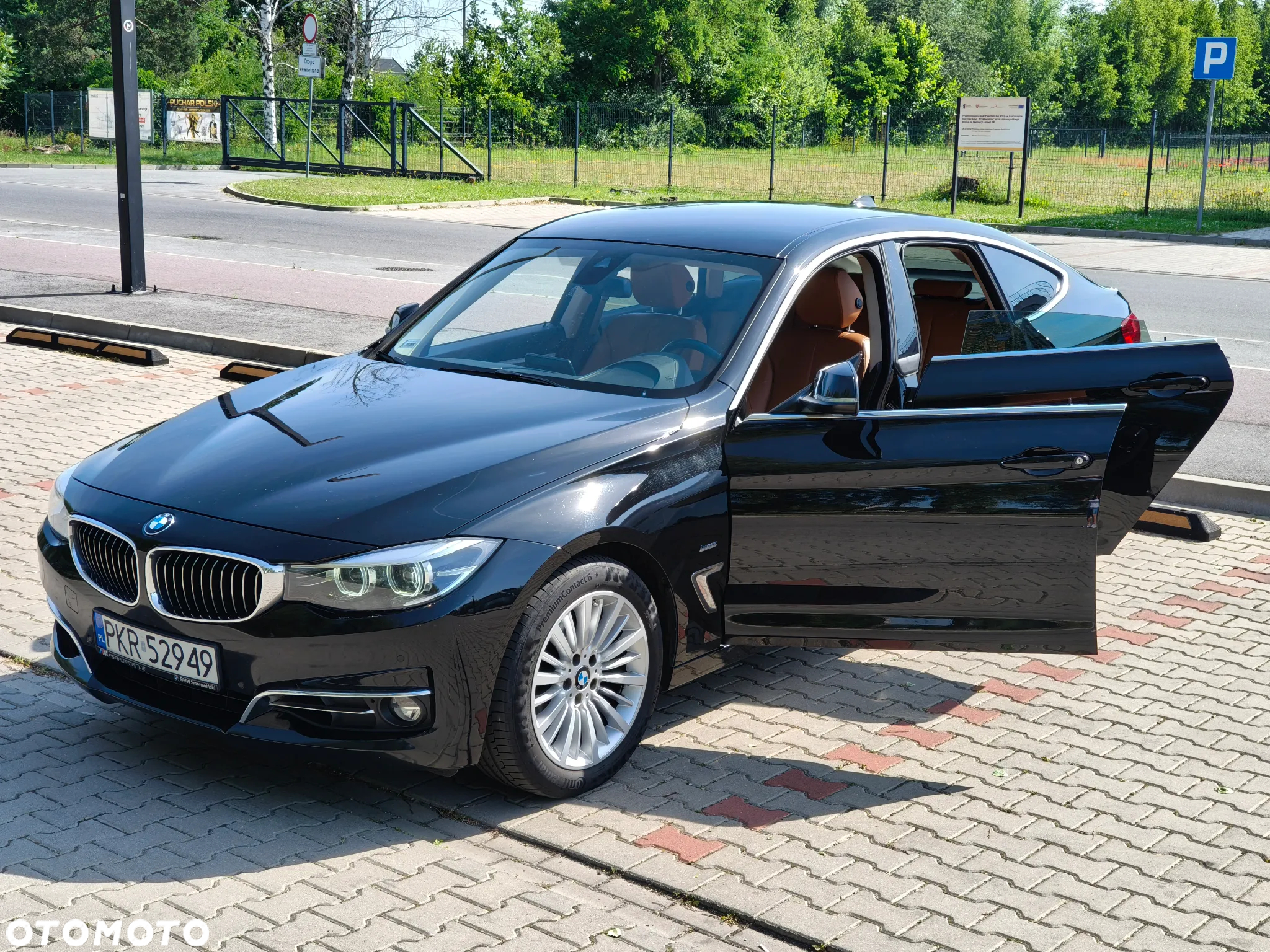BMW 3GT 320i GT Luxury Line - 2